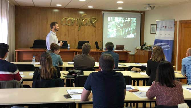 Nicola Cerantola en una jornada en Confae.