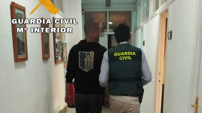 Detenido en Arévalo por un delito de odio.