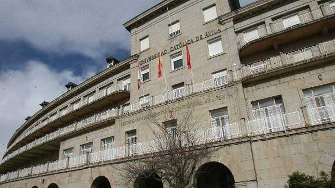 Edificio de la Diputaci&oacute;n cedido a la UCAV.