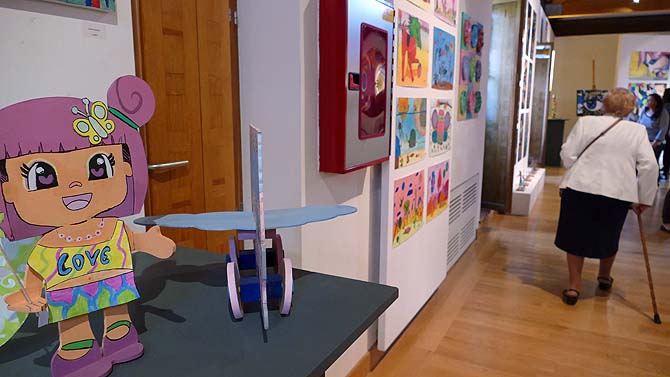 Imagen de archivo de una exposici&oacute;n de la Escuela Municipal de Artes.