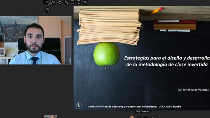 Formaci&oacute;n inline a docentes de la UCAV.