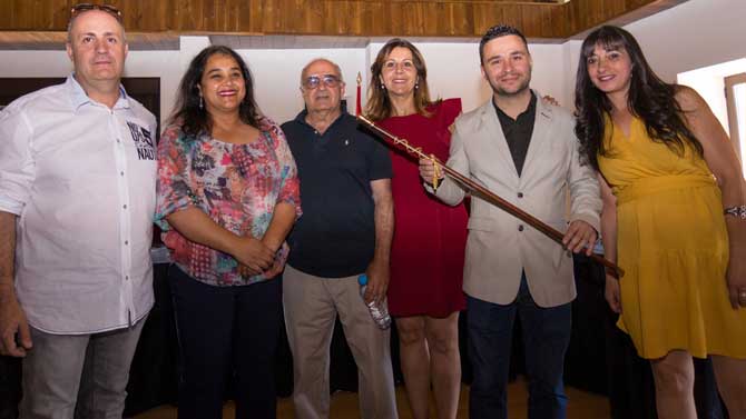 Toma de posesi&oacute;n de Roberto Aparicio como alcalde de La Adrada en 2019.