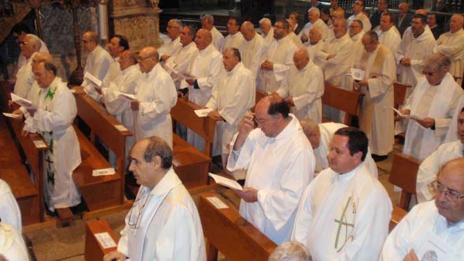 Imagen de archivo de una celebraci&oacute;n de los sacerdotes de &Aacute;vila.