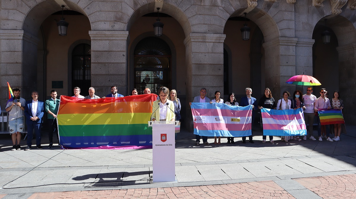 Lectura del manifiesto LGTBI+
