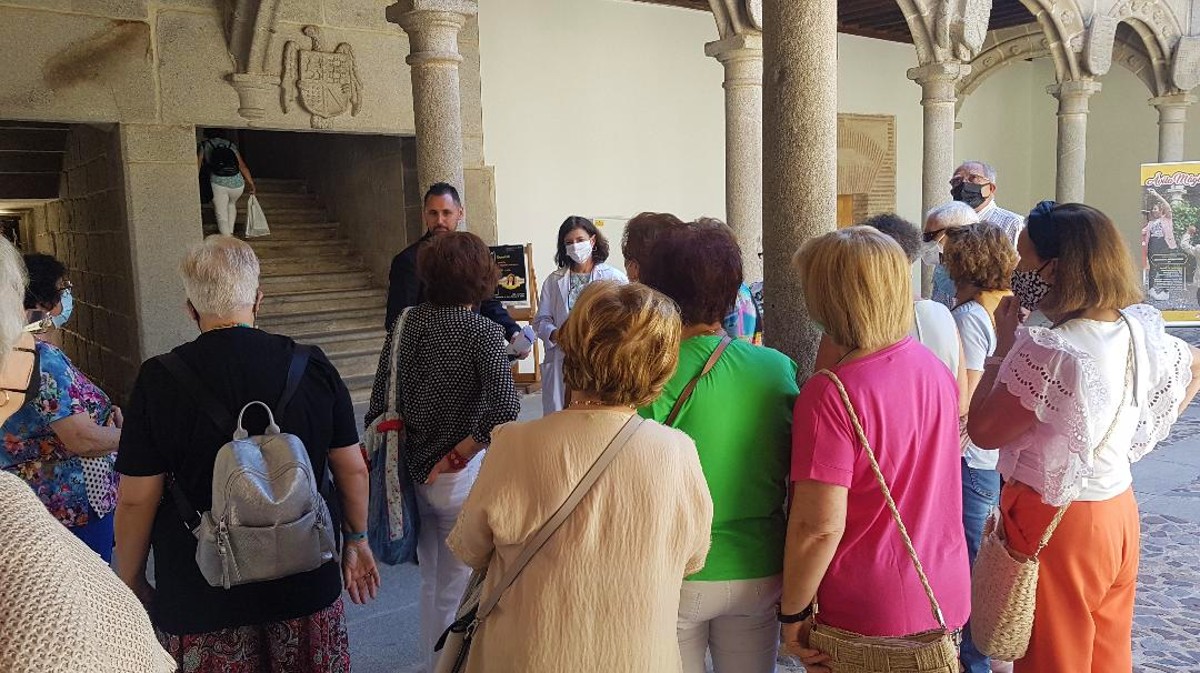 Jornada de puertas abiertas en el Archivo Municipal de Ávila.