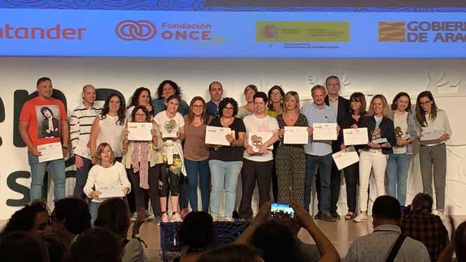 Entrega en 2019 a Pronisa de un galardón por el programa 'A gusto en casa'.