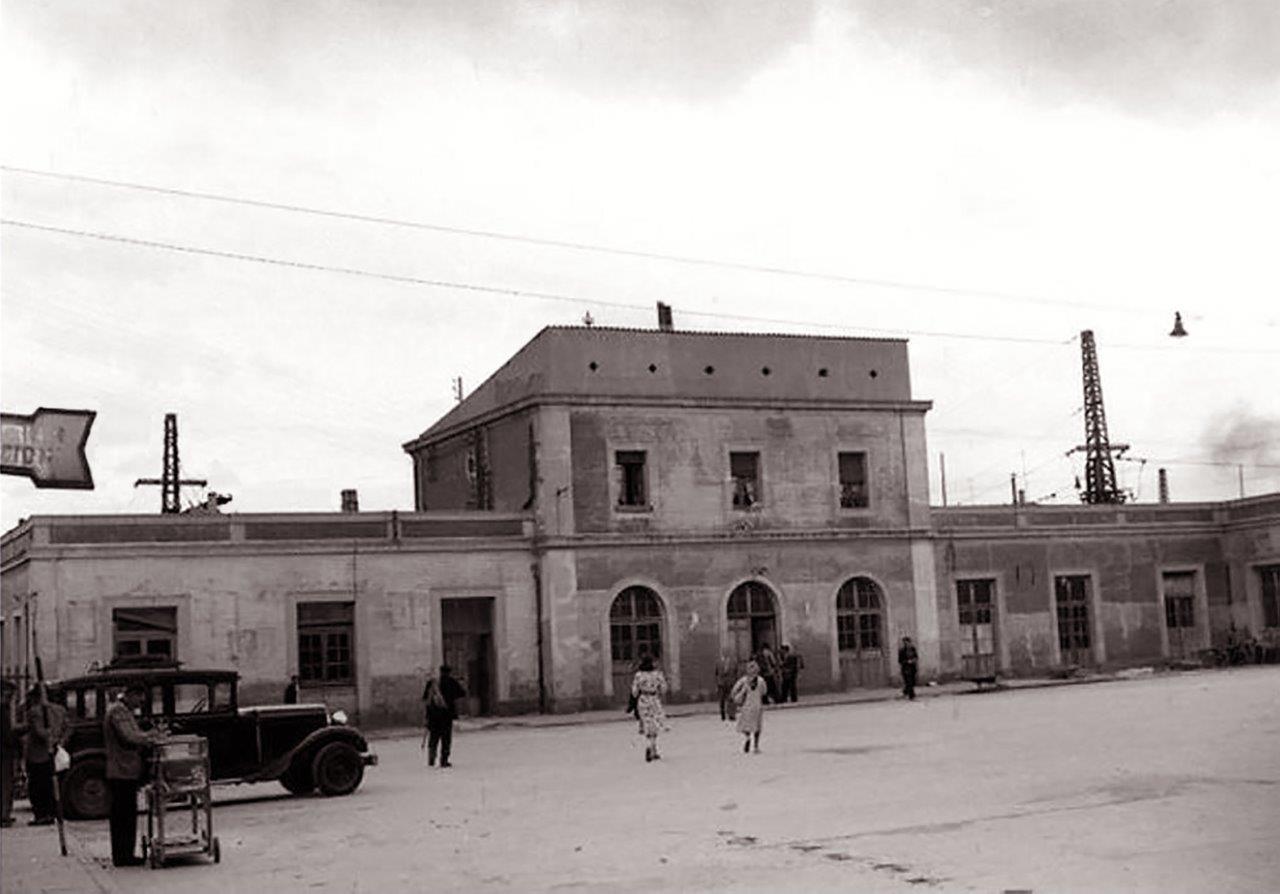 6. Ávila. Antigua estación de ferrocarril. Fototeca de RENFE.
