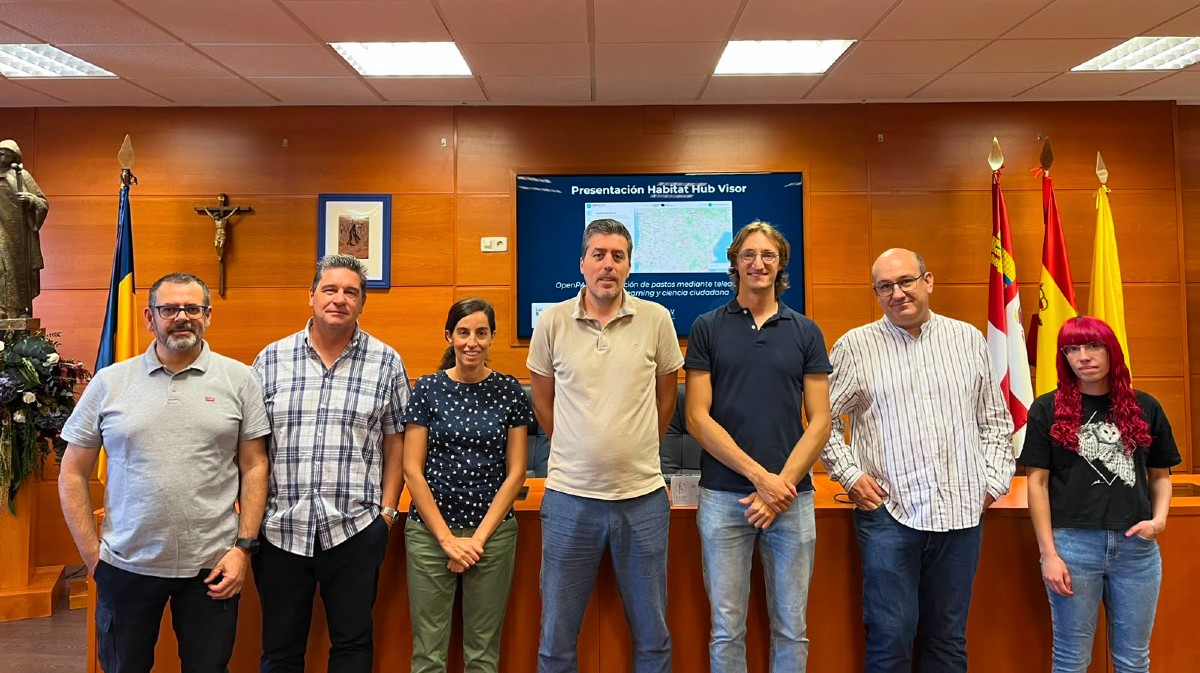 Presentaci&oacute;n del proyecto Habitat Hub Visor en la UCAV.