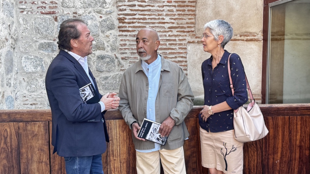 Leonardo Padura presenta su &uacute;ltima novela en &Aacute;vila