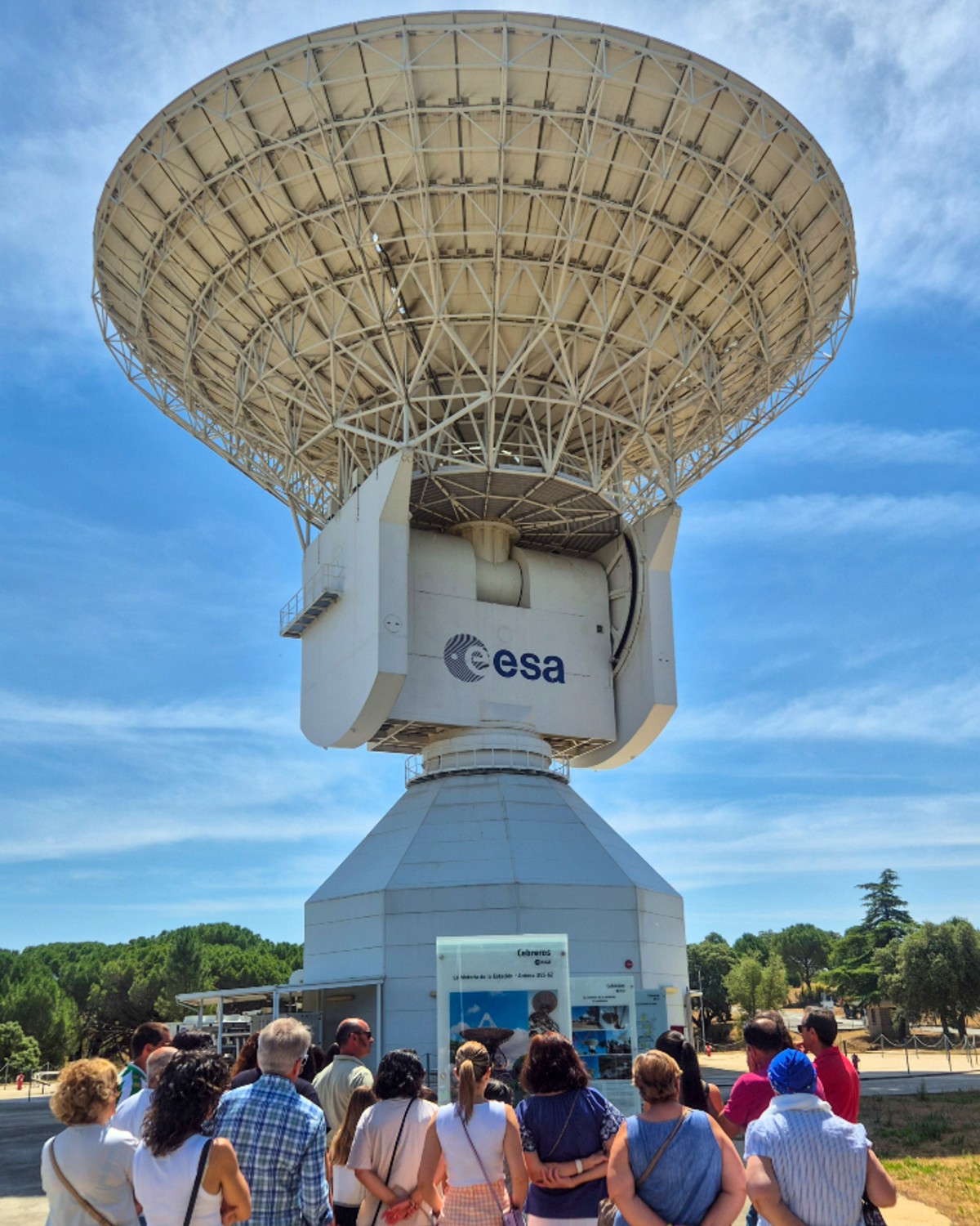 Visita a la antena espacial de Cebreros.