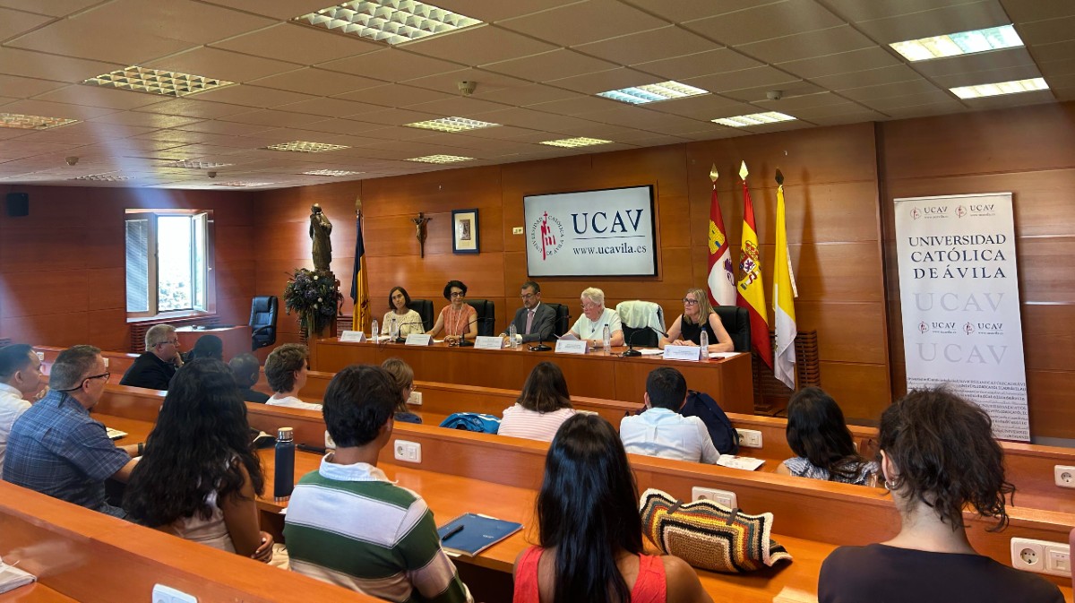Alumnos del Aula de Lengua y Cultura Espa&ntilde;ola de la UCAV.
