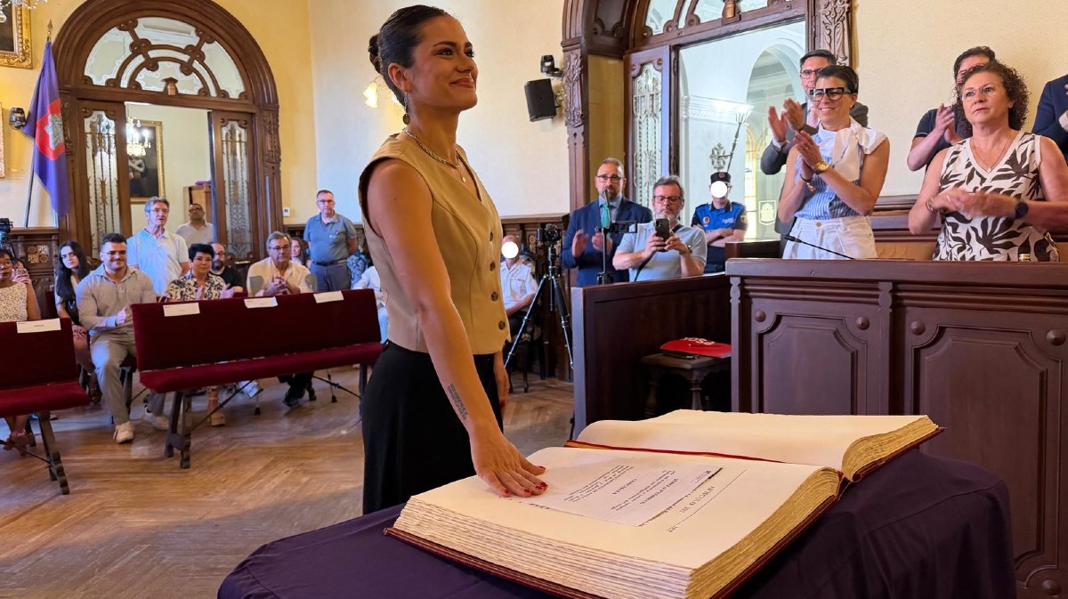 La nueva concejala, Silvia López, asume Juventud, Fiestas y Deportes