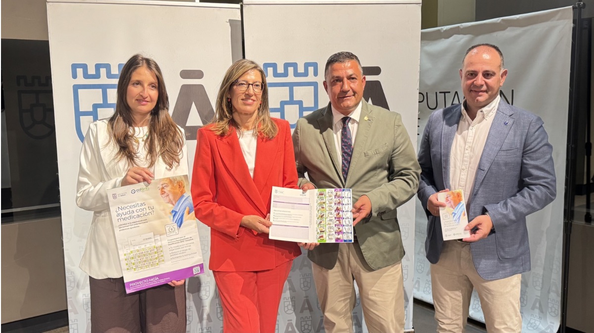 La Diputaci&oacute;n y el Colegio Oficial de Farmac&eacute;uticos renuevan su convenio