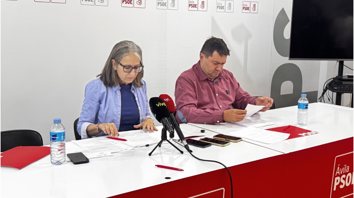 Mar&iacute;a del Carmen Iglesias e Iv&aacute;n Zazo, procuradores abulenses del PSOE