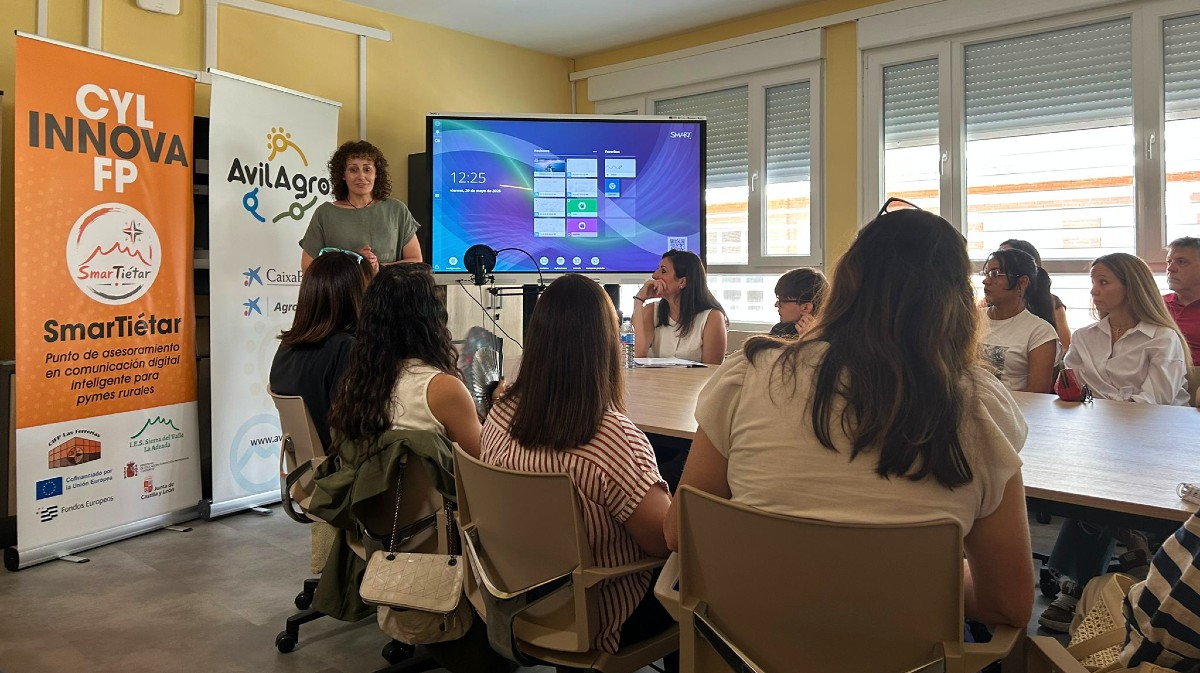 Jornada en el Centro Integrado de Formaci&oacute;n Profesional Las Ferrer&iacute;as, en Arenas.