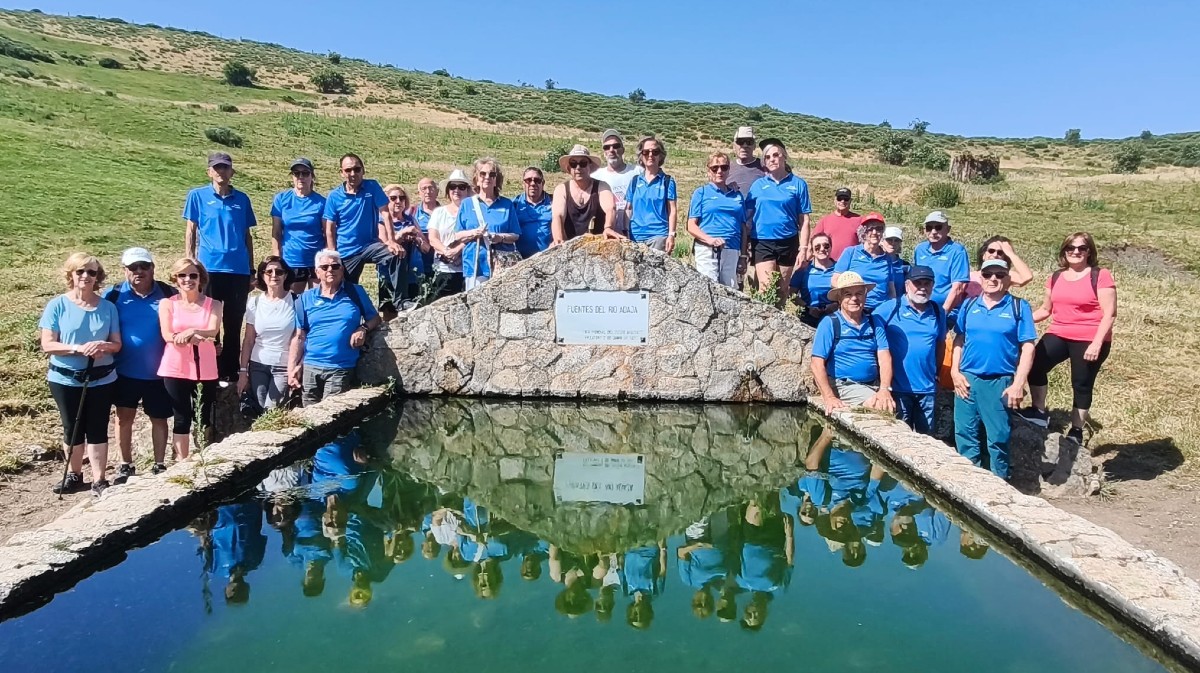 Excursi&oacute;n de los jubilados de UGT al nacimiento del r&iacute;o Adaja.
