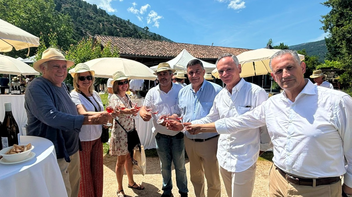 La DOP Cebreros impulsa la unión vitivinícola