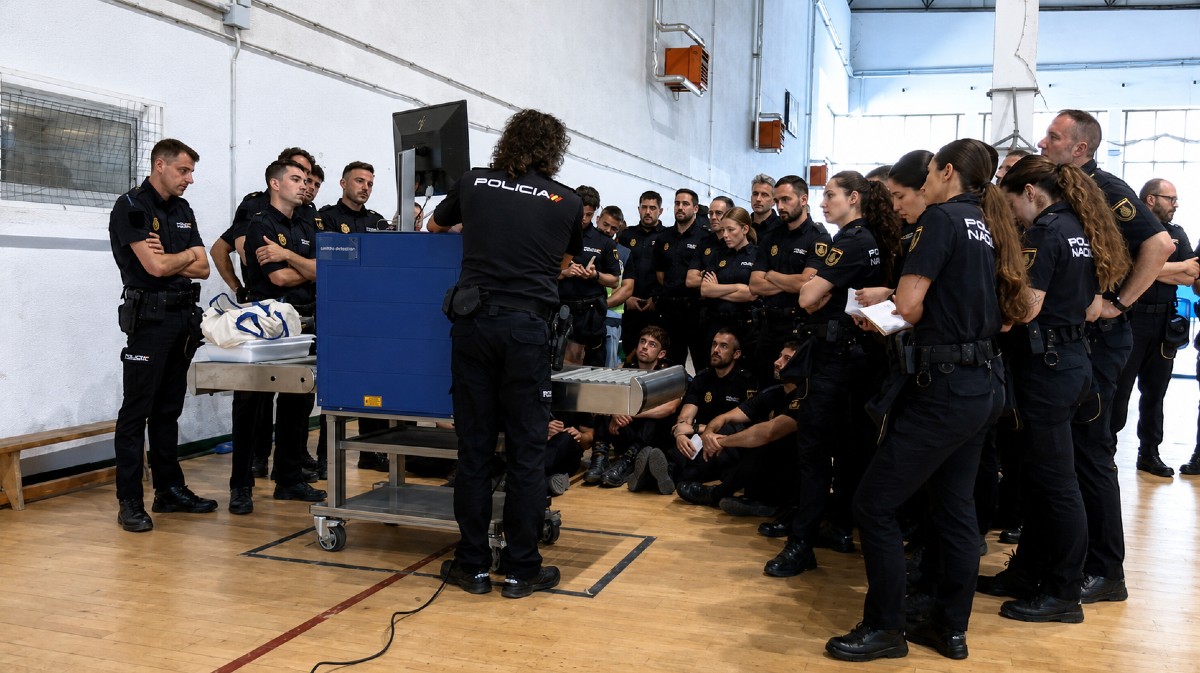 VÍDEO | La visita papal contará con 2.600 agentes en prácticas de la Escuela de Policía de Ávila