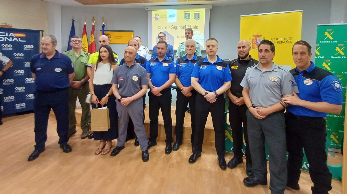 Reconocimiento a la seguridad privada a través de 12 menciones honoríficas