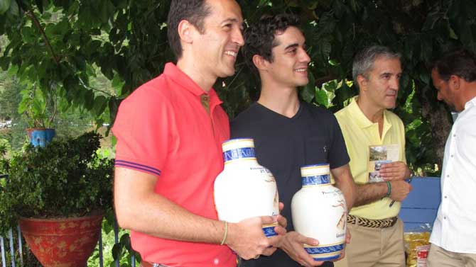 Imagen de archivo de la entrega del Premio Gredos al patinador Javier Fern&aacute;ndez.