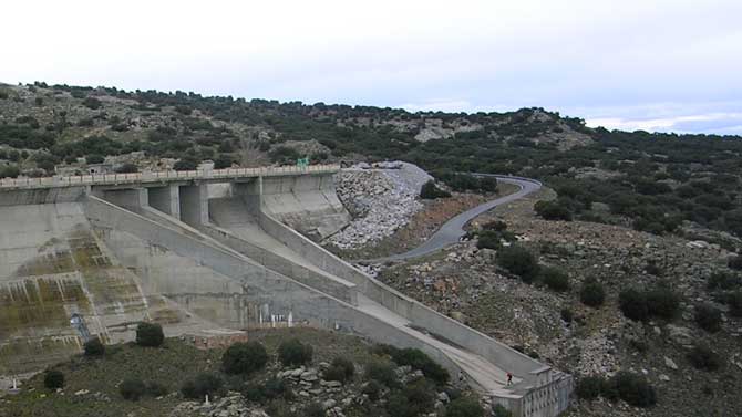 Embalse de Las Cogotas.