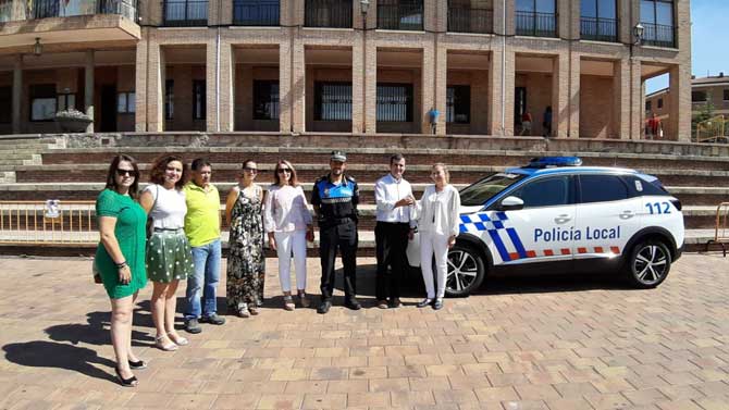 Entrega del nuevo vehículo de la Policía Local de Sotillo de la Adrada.
