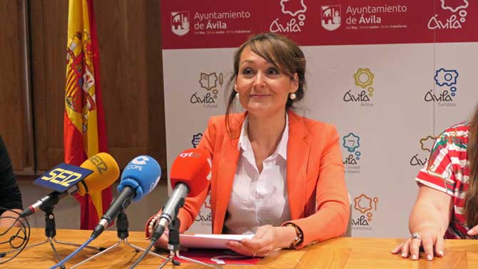 Ángela García Almeida, teniente de alcalde de Economía y Servicios Sociales.