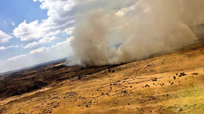 Incendio en Manjabalago poco después de su inicio. Foto: @AT_Brif.