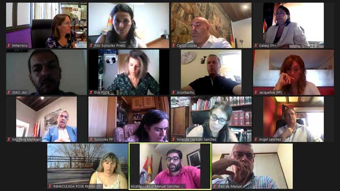 Comisi&oacute;n extraordinaria de Empleo en el Ayuntamiento de &Aacute;vila.