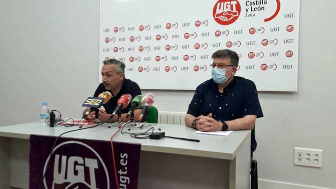 Rueda de prensa del secretario de FICA y el secretario provincial de UGT.