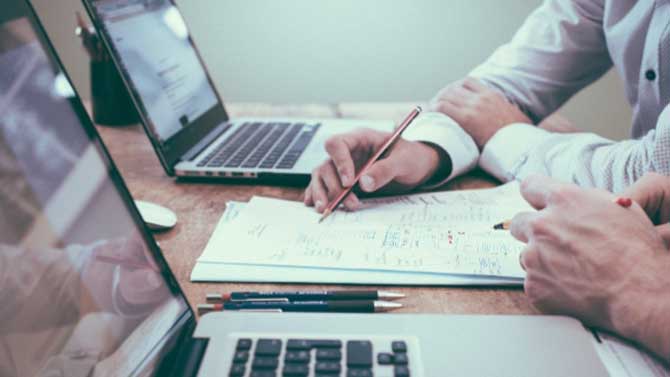 La Junta convoca m&aacute;s de 380 plazas en julio y agosto.