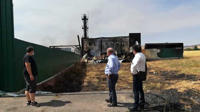 Jesús caro visita San Pedro del Arroyo.