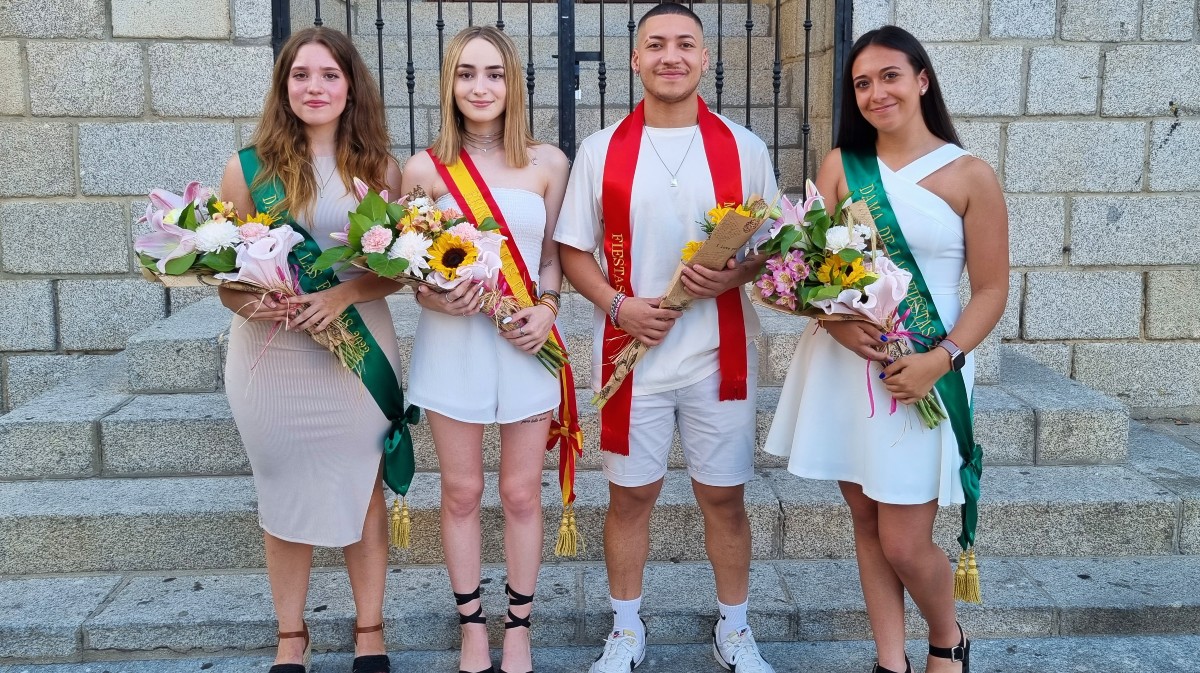 Reina, damas y míster de las fiestas de Cebreros.