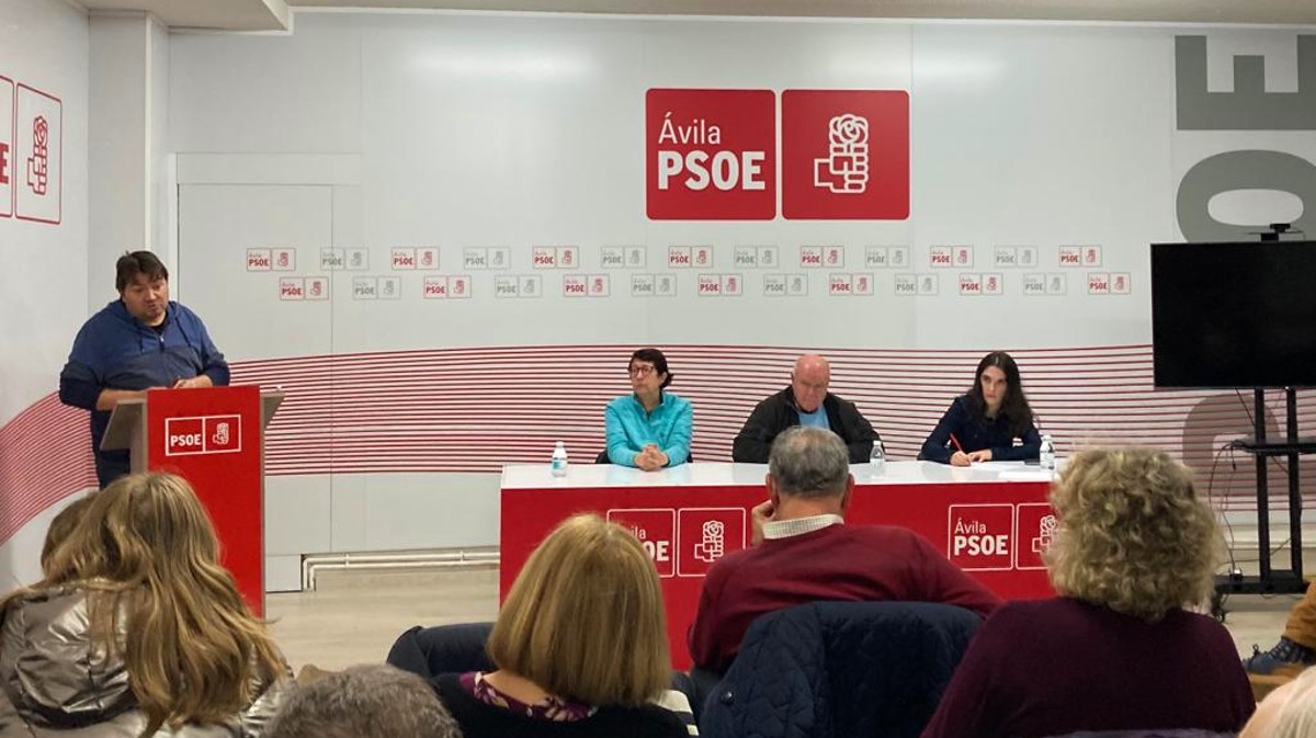 Imagen de archivo de una reunión de la agrupación local del PSOE.