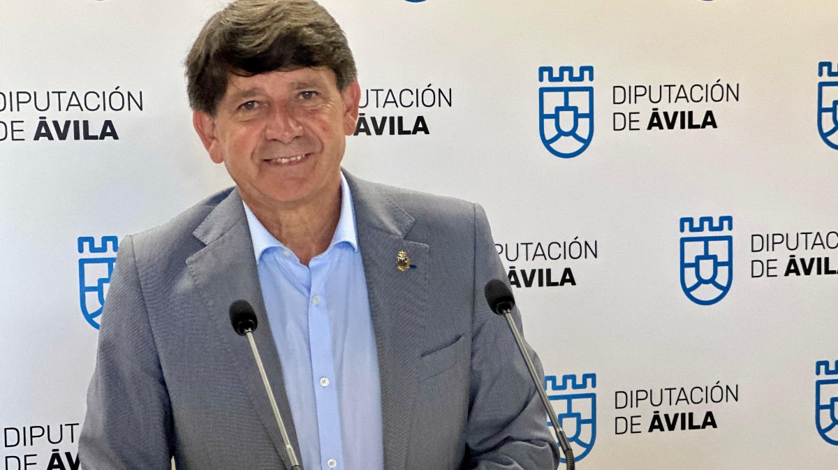 Juan Carlos Sánchez Mesón explica los acuerdos de la Junta de Gobierno en Diputación.
