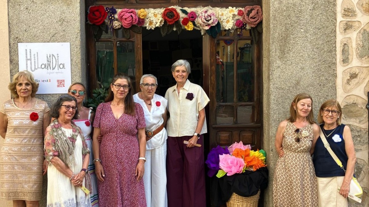 Apertura del centro creativo de la lana de HIlandia.