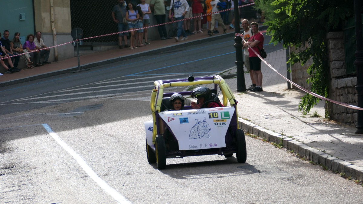 Carrera de Autos Locos.