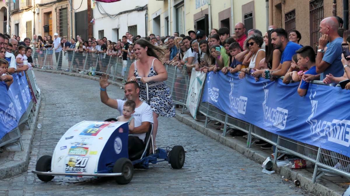 Carrera de Autos Locos.