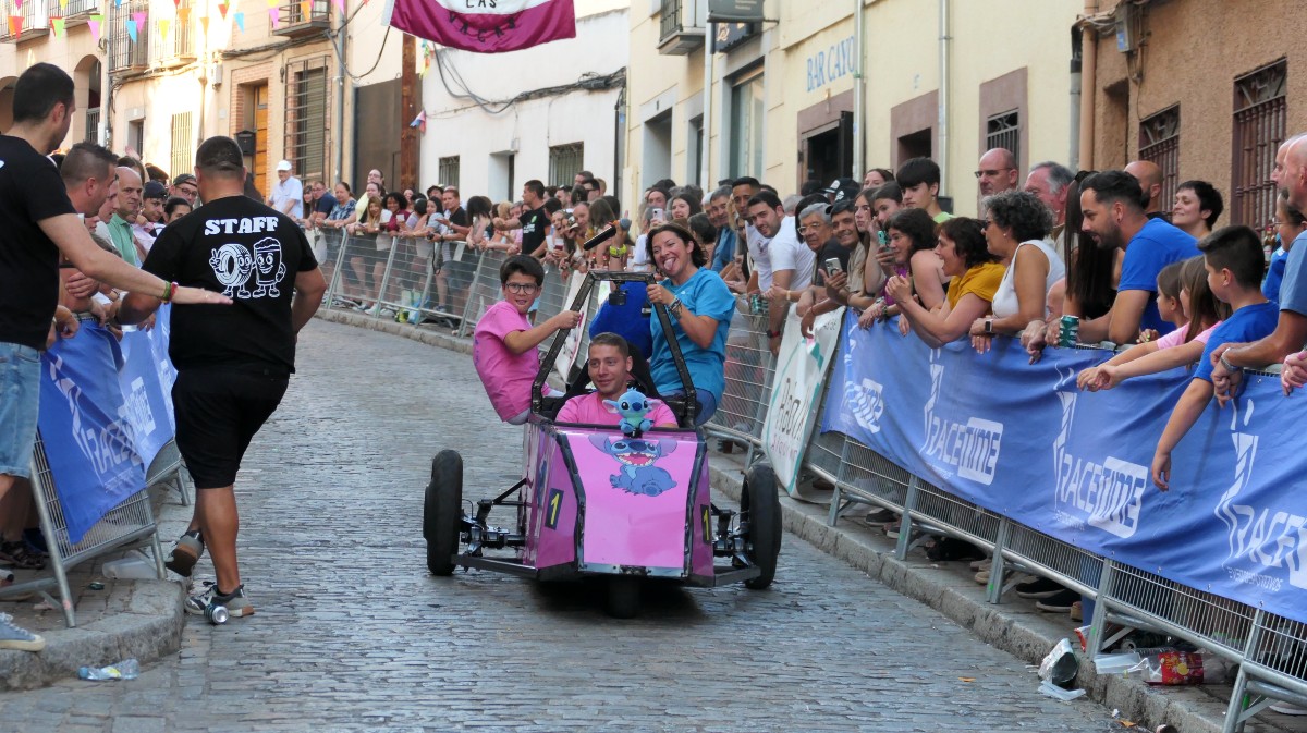 Carrera de Autos Locos.