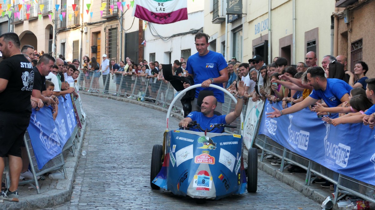 Carrera de Autos Locos.