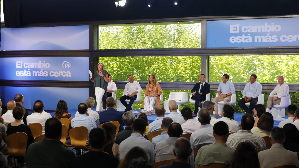 Foro de diputaciones, cabildos y consells del PP en Castell&oacute;n.