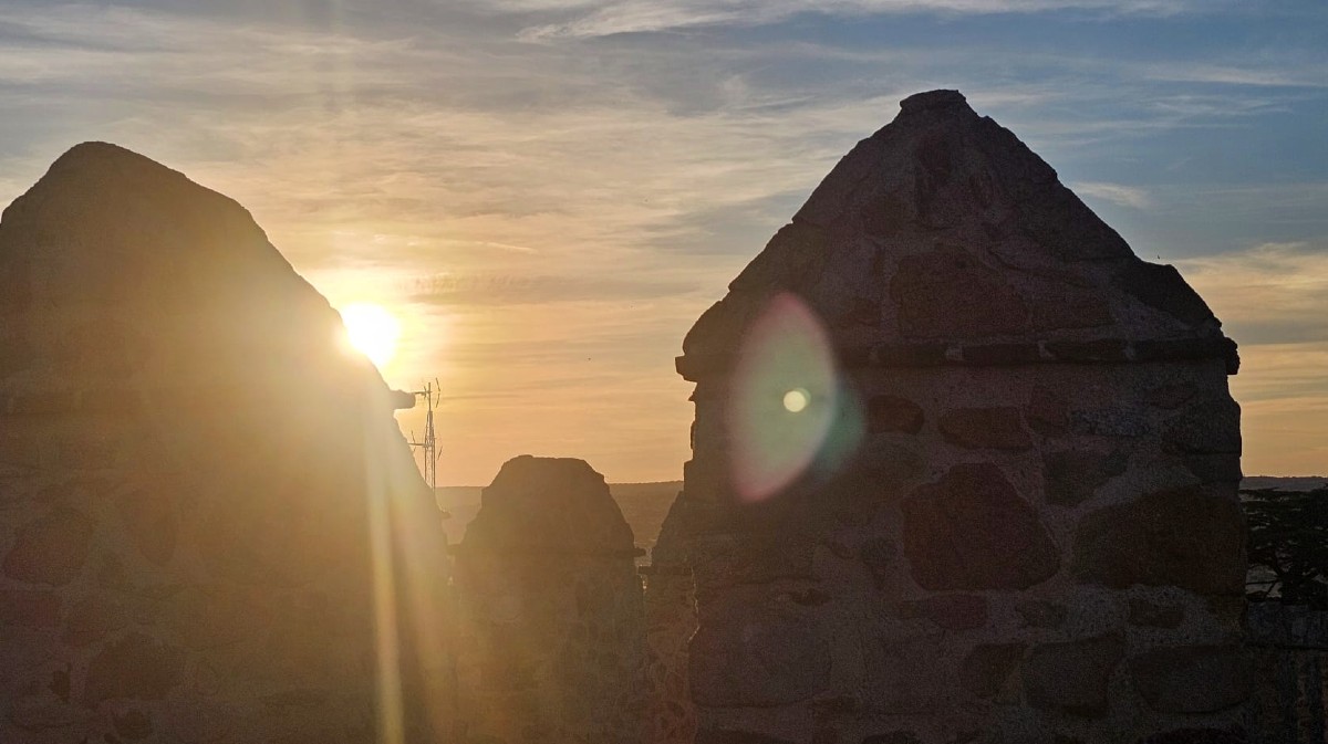Atardecer en la muralla de &Aacute;vila.