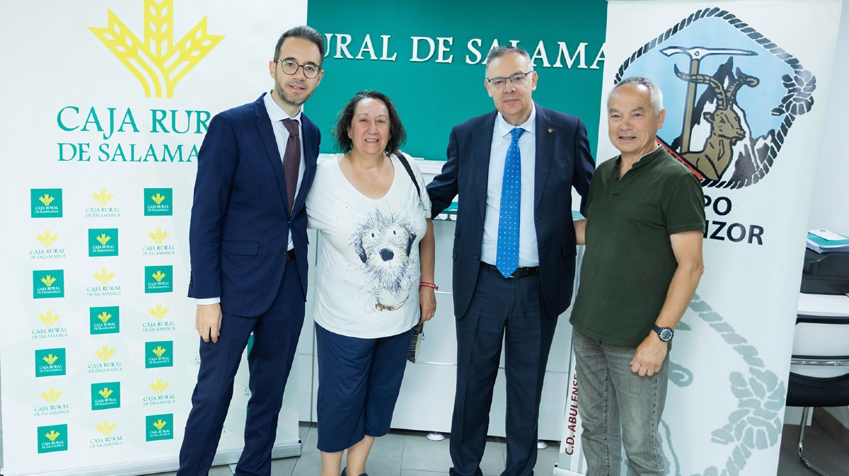 Convenio entre Caja Rural de Salamanca y Club Deportivo Almanzor.