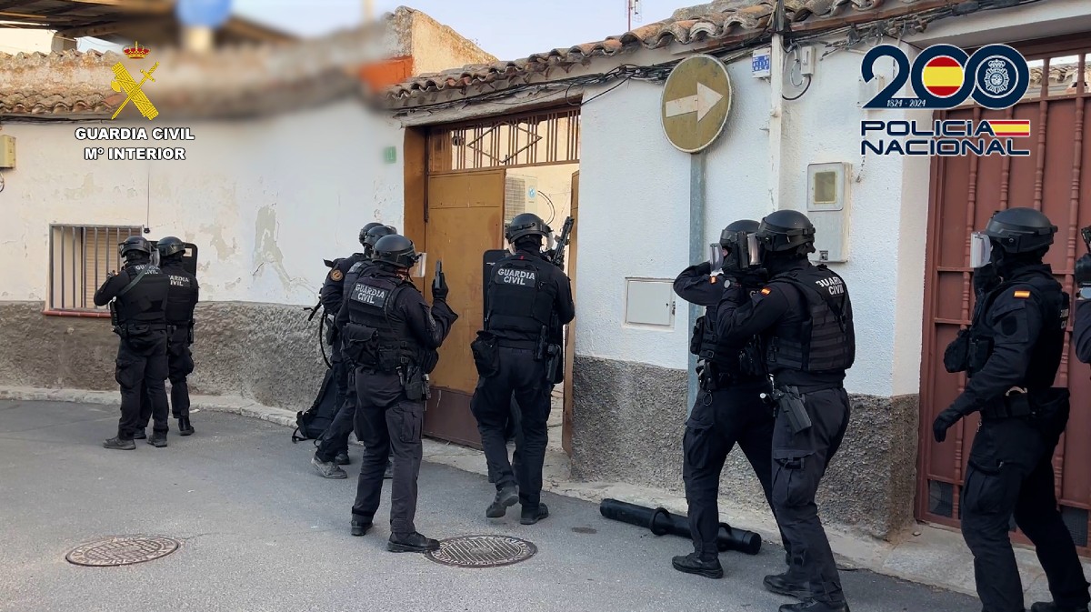 Intervenci&oacute;n de la operaci&oacute;n contra los autores de m&aacute;s de 50 robos en &Aacute;vila y Toledo.