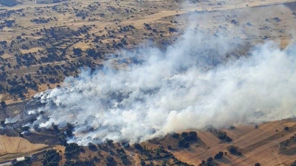Incendio en Tolba&ntilde;os en la tarde del jueves.