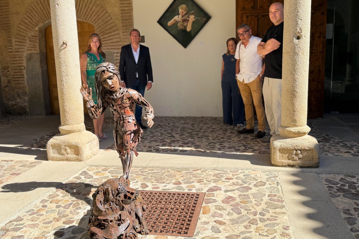 Exposici&oacute;n 'Convergentes' en el palacio de los Verdugo.