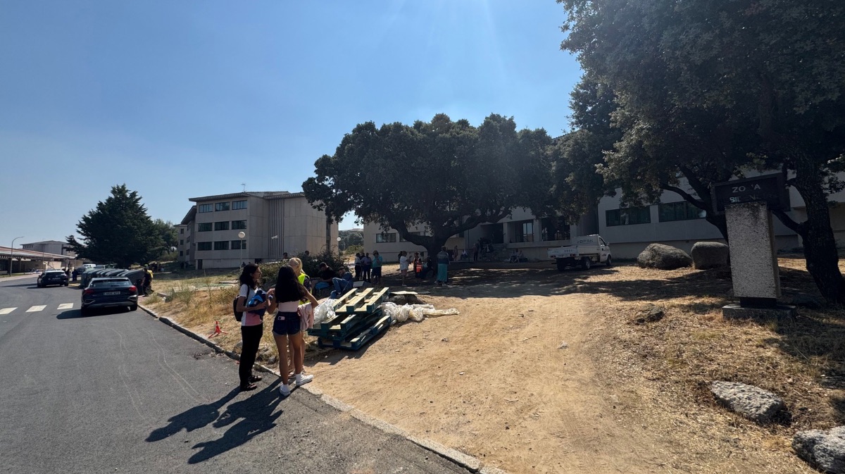Evacuados en Hoyo de Pinares