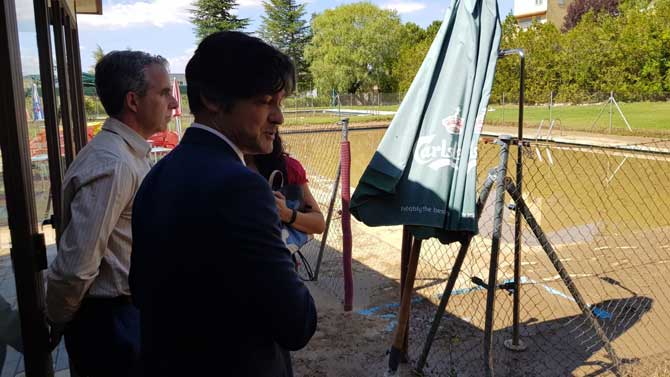 Piscina de Las Navas del Marqués.