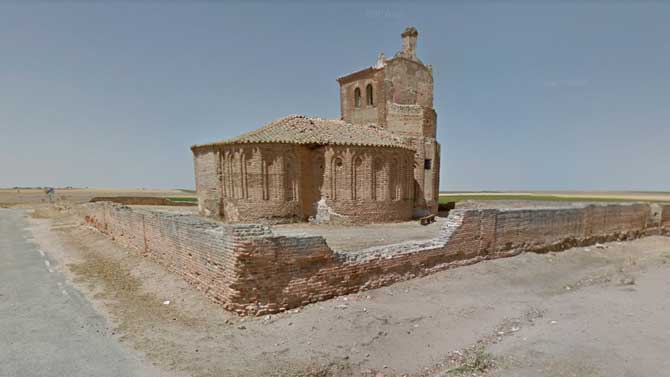 Villar de Matacabras, pueblo deshabitado al norte de Ávila.