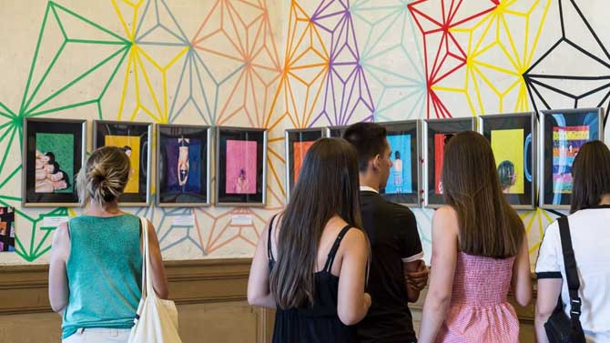 Exposici&oacute;n de arte contempor&aacute;neo 'Palacio 12'.